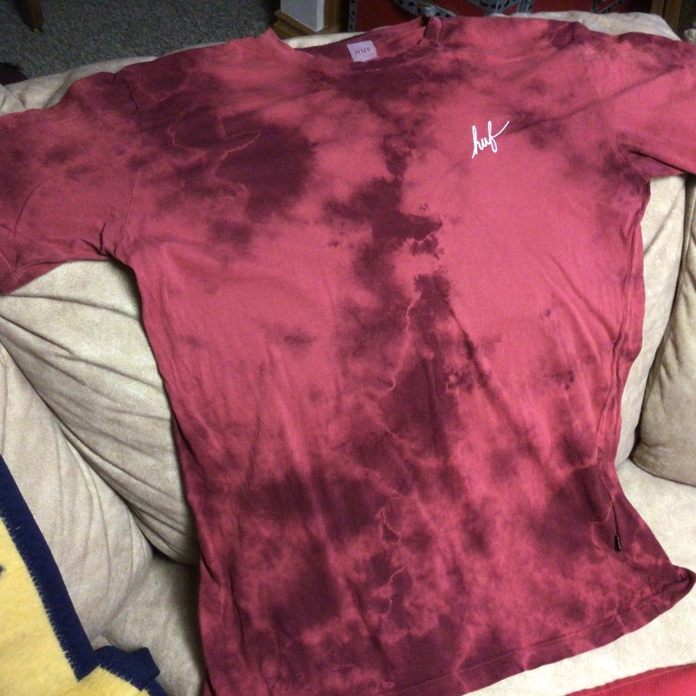 HUF tshirt
